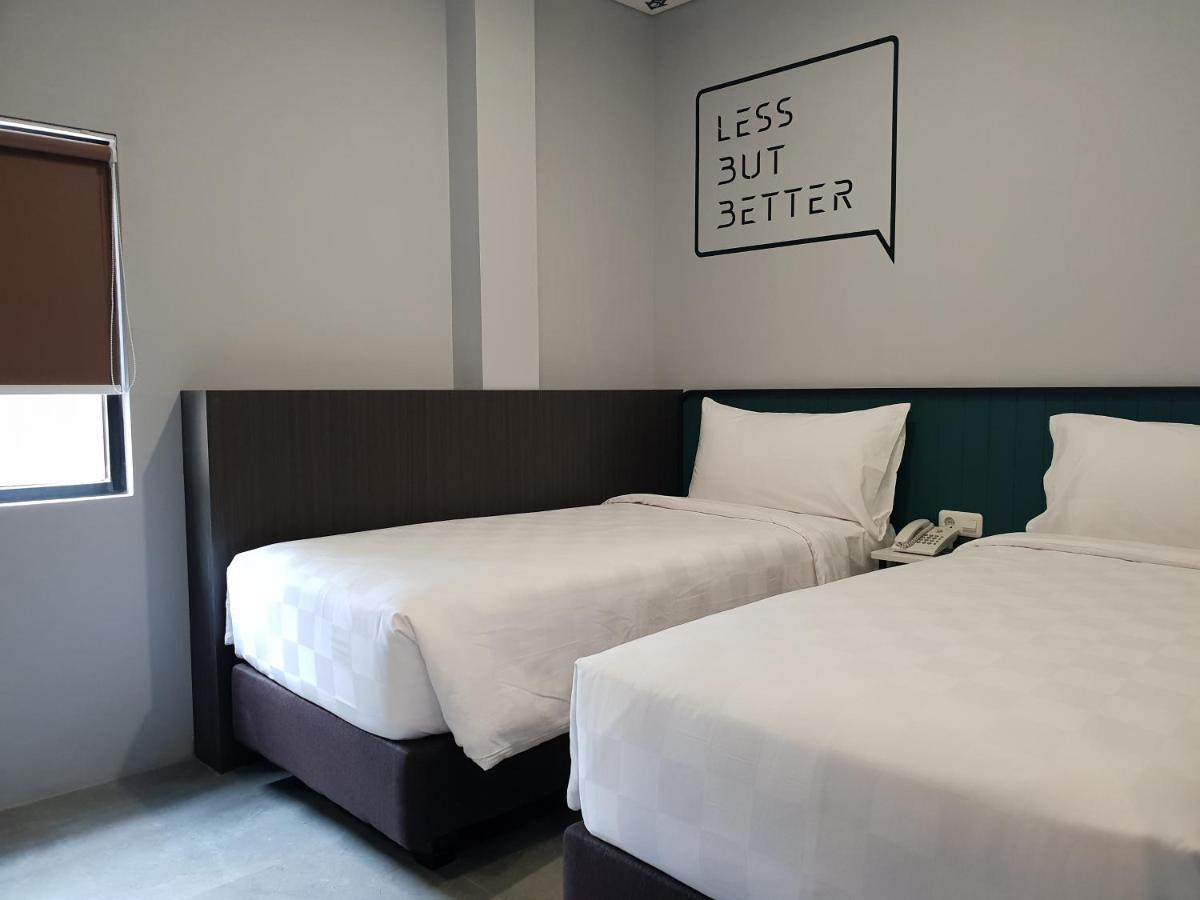 Hotel Sambina Prime Dżakarta Zewnętrze zdjęcie