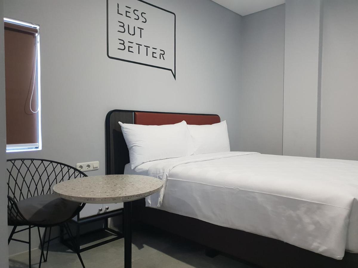 Hotel Sambina Prime Dżakarta Zewnętrze zdjęcie