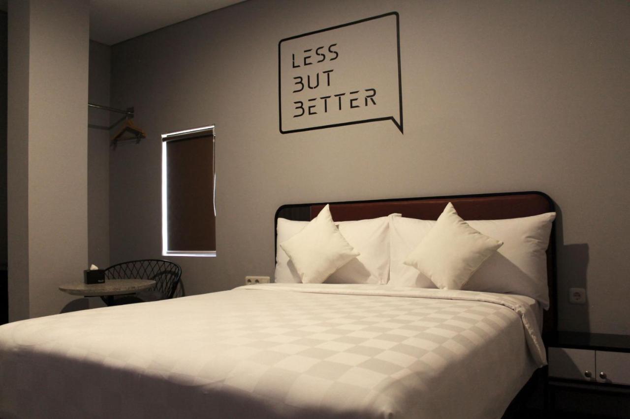 Hotel Sambina Prime Dżakarta Zewnętrze zdjęcie